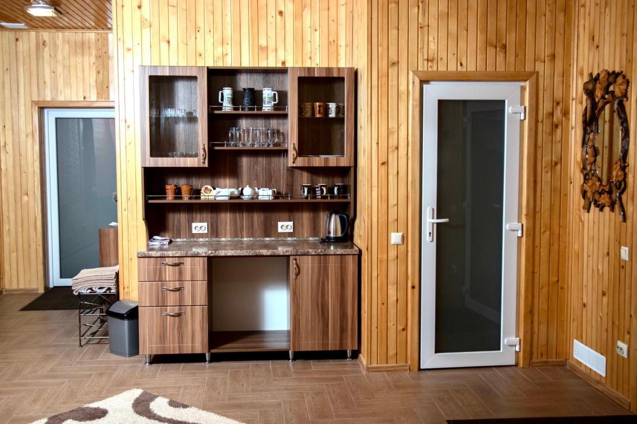 Вілія Hotel Lomachintsy ภายนอก รูปภาพ